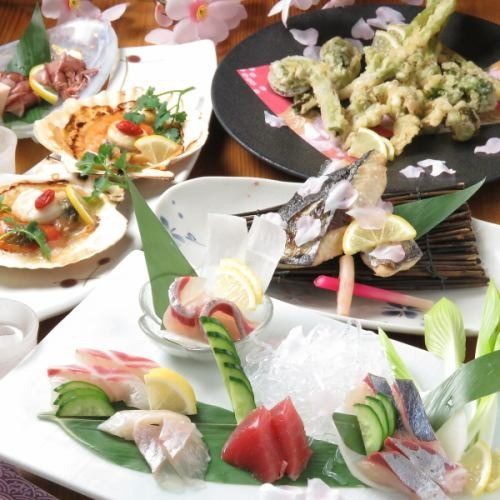居酒屋が好きな神戸の皆様に季節の料理が評判です